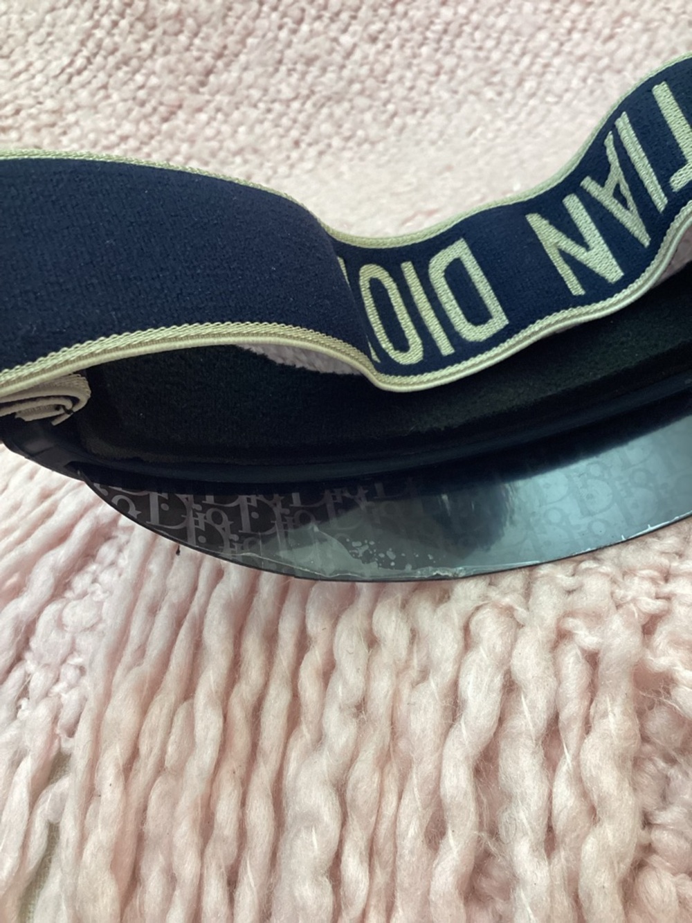Christian Dior Monogram Visor in Metallic Silver and Navy - Picture 12 of 12